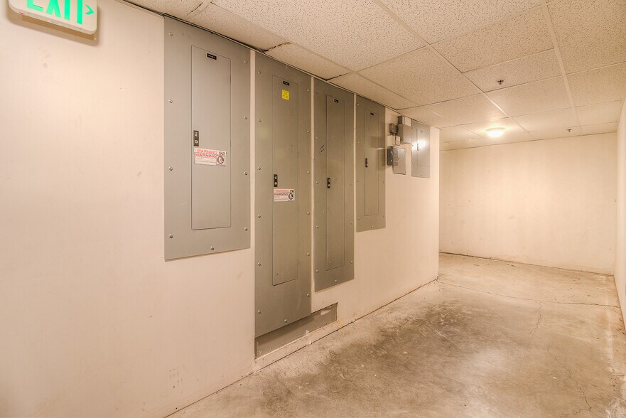 More Photos Of 504 N 40th Ave, Yakima Medical For Sale