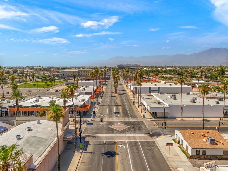 More Photos Of 45073 Oasis St, Indio Freestanding For Lease