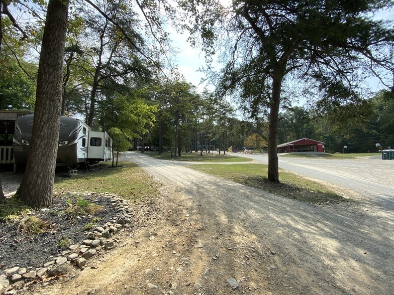 More Photos Of 160 Blue Gill Rd, Peebles Trailer Camper Park For Sale
