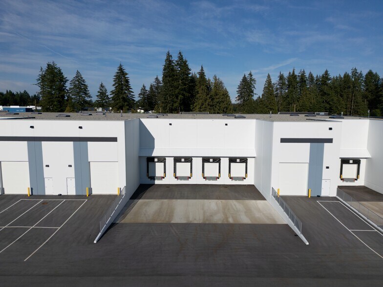 More Photos Of 3475 194 St, Surrey Warehouse For Lease