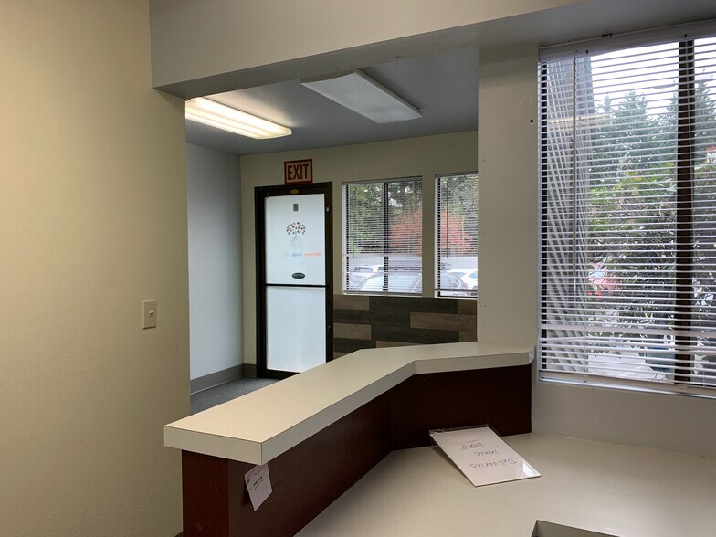 More Photos Of 205 15th Ave SW, Puyallup Medical For Lease