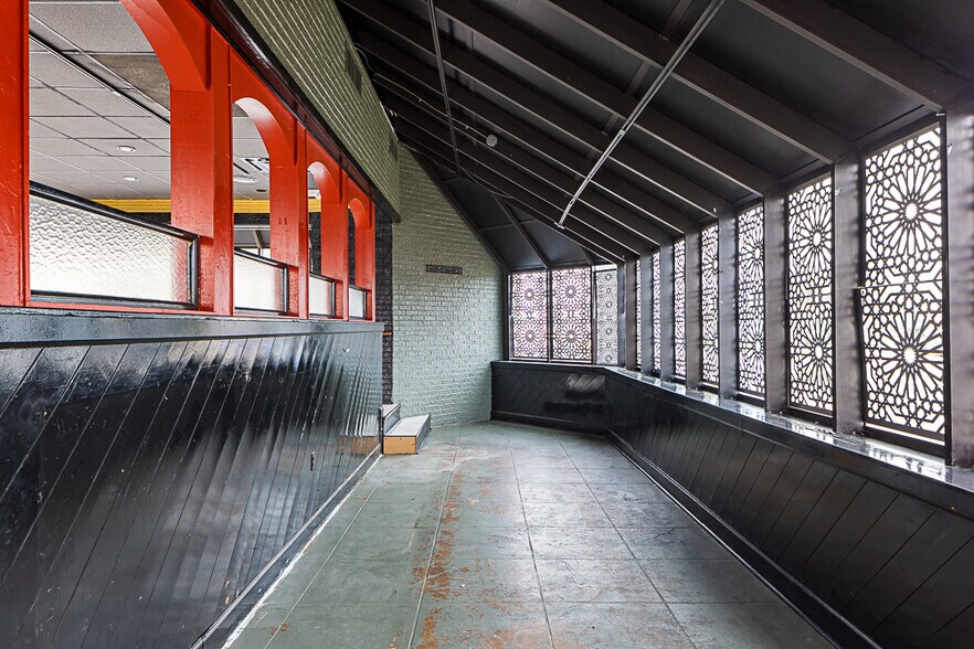 More Photos Of 4250 Fort Henry Dr, Colonial Heights Restaurant For Lease