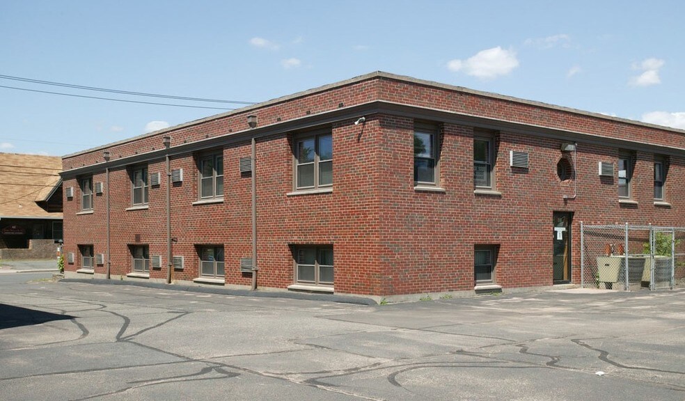 More Photos Of 45 Connecticut Blvd, East Hartford Office For Lease