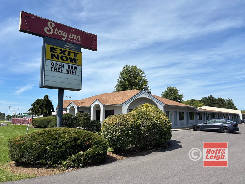 More Photos Of 2149 E Gill Rd, Port Clinton Hotel For Sale