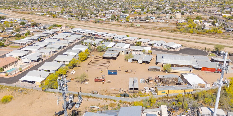 More Photos Of 50 N Crismon Rd, Mesa Contractor Storage Yard For Lease