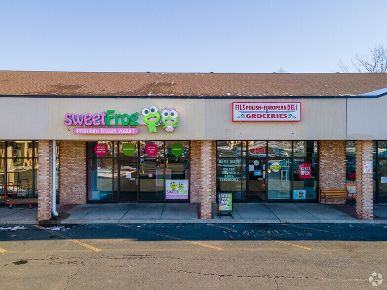 More Photos Of 34 Shunpike Rd, Cromwell Freestanding For Lease