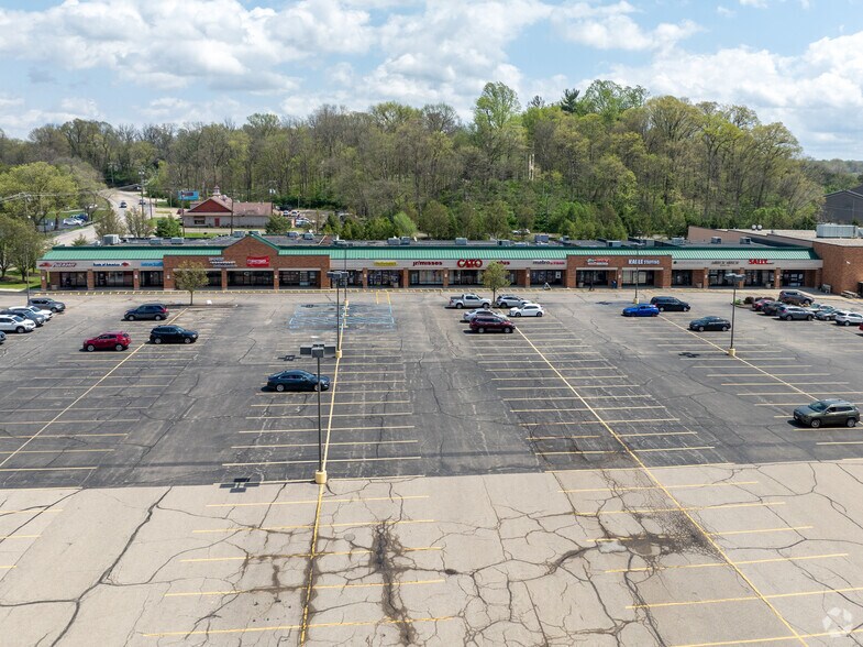 More Photos Of 790-824 Main St, Milford Unknown For Lease
