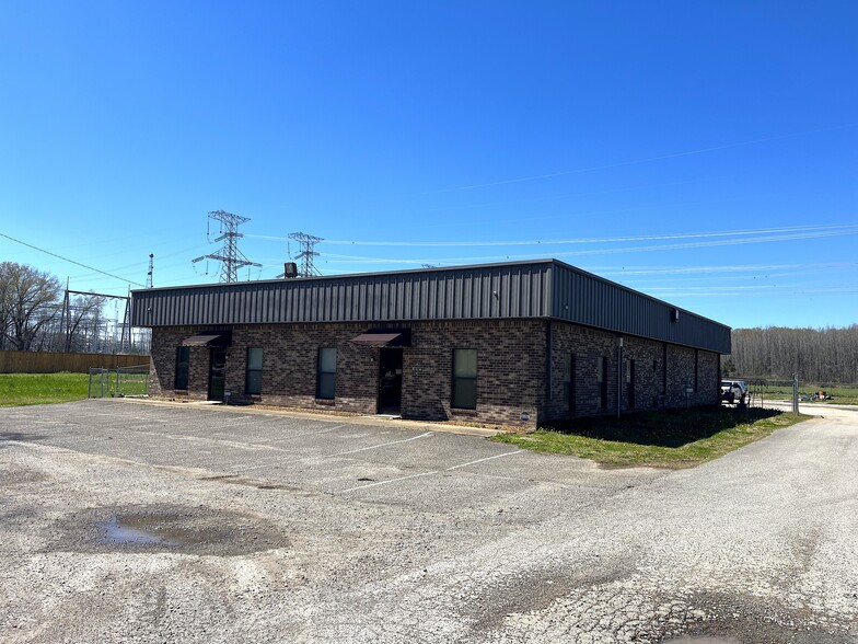 Primary Photo Of 1863 Lenow Rd, Cordova Flex For Lease