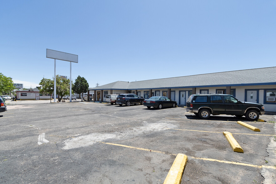 Primary Photo Of 600 Central Ave, Cheyenne Apartments For Sale