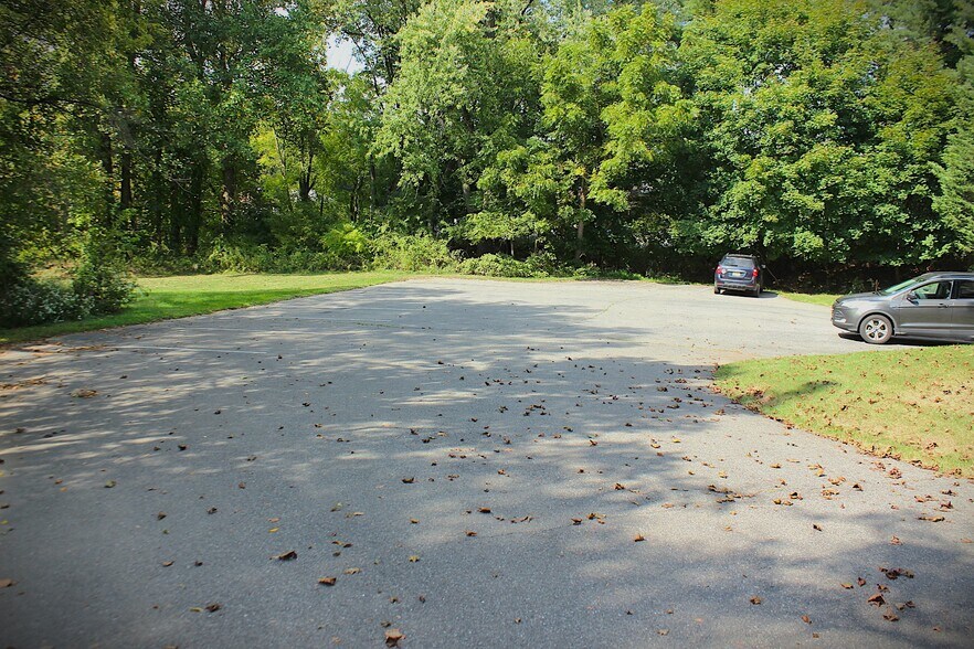 More Photos Of 205 State Route 31 N, Washington Office Residential For Sale