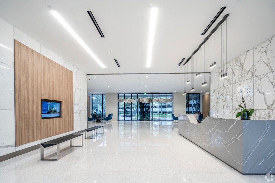 More Photos Of 12377 Merit Dr, Dallas Office For Lease