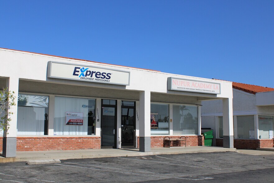 More Photos Of 22733-22929 Hawthorne Blvd, Torrance Unknown For Lease