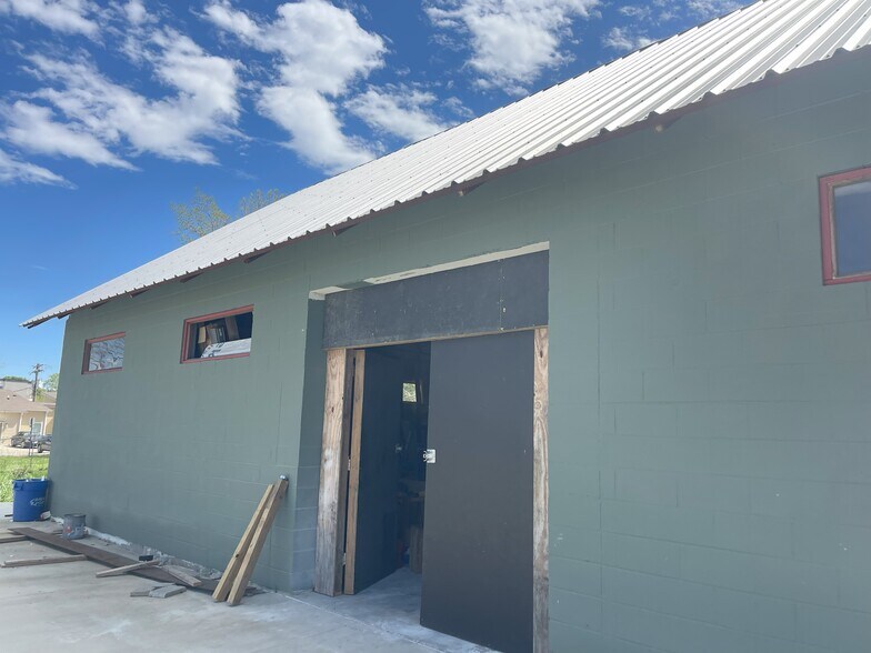 More Photos Of 630 18th st, Baton Rouge Warehouse For Sale
