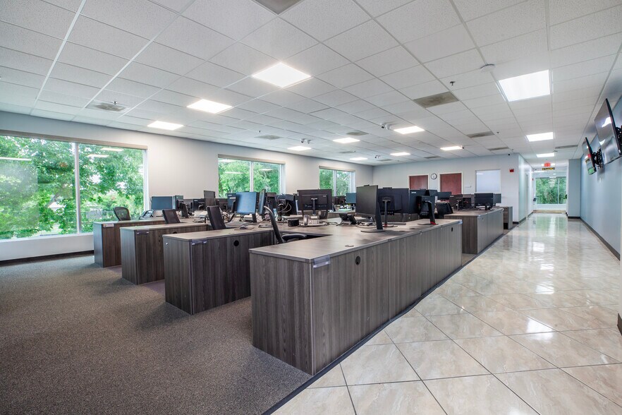 More Photos Of 685 S Ronald Reagan Blvd, Longwood Office For Lease