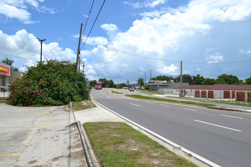 More Photos Of 126 State Road 60 W, Lake Wales Freestanding For Sale