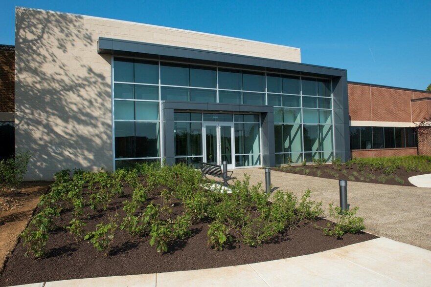 Primary Photo Of 415 Eagleview Blvd, Exton Office For Lease