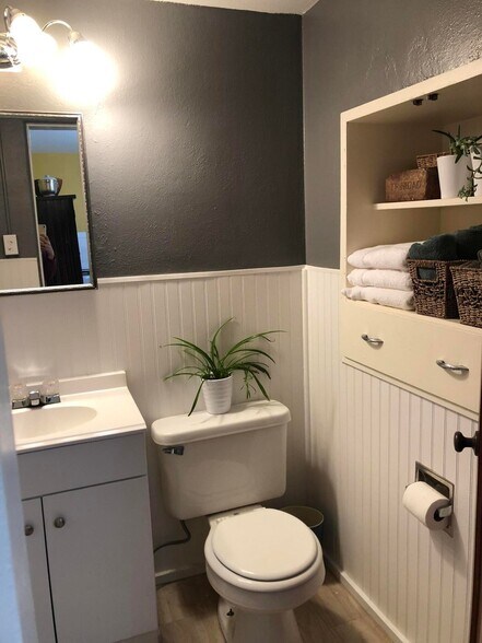 More Photos Of 230 W First St, Trinidad Apartments For Sale