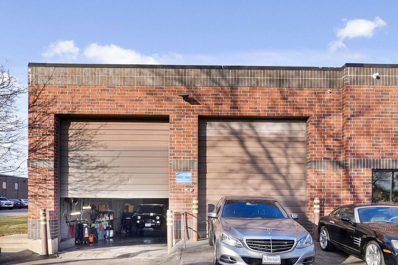 More Photos Of 500 Mitchell Rd, Glendale Heights Warehouse For Sale