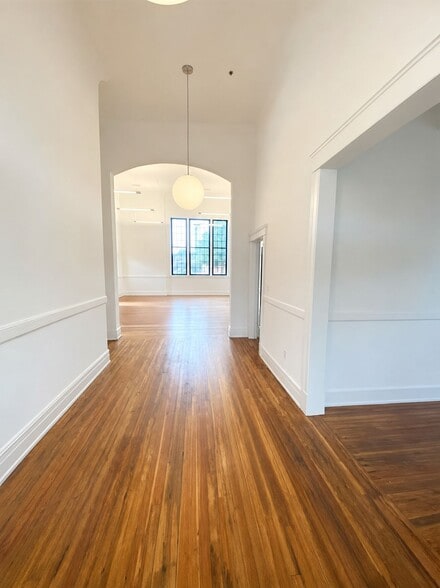 More Photos Of 1802 Drayton Rd, Spartanburg Storefront Retail Office For Lease