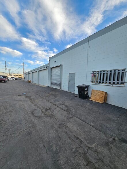 More Photos Of 11654-11660 Sheldon St, Sun Valley Warehouse For Sale