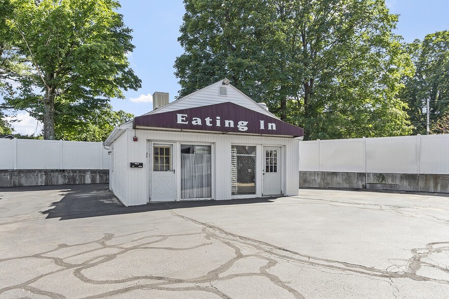 More Photos Of 12 Lindell Ave, Leominster General Retail For Sale