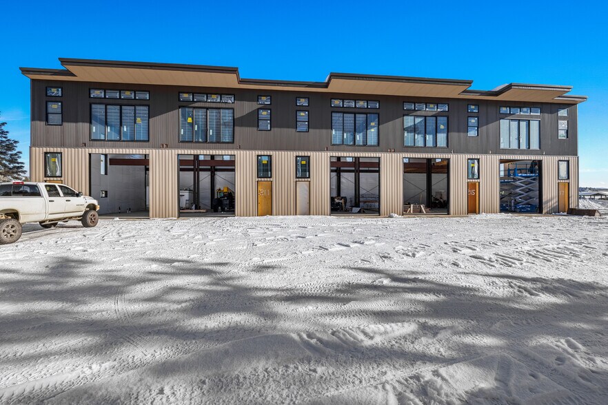 More Photos Of 215 Simmons St, Mccall Industrial For Sale