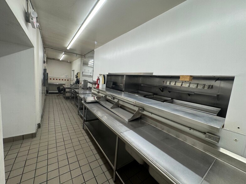 More Photos Of 13526 Central Ave, Chino Restaurant For Sale