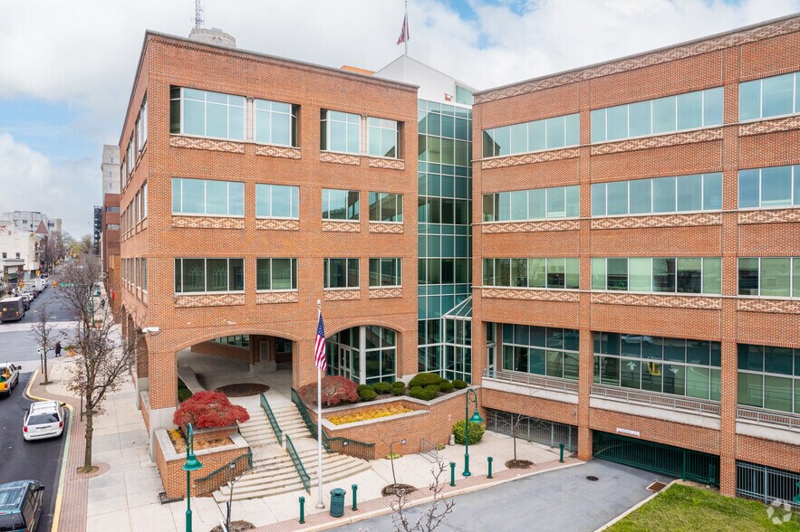 More Photos Of 600 Penn St, Reading Office For Lease