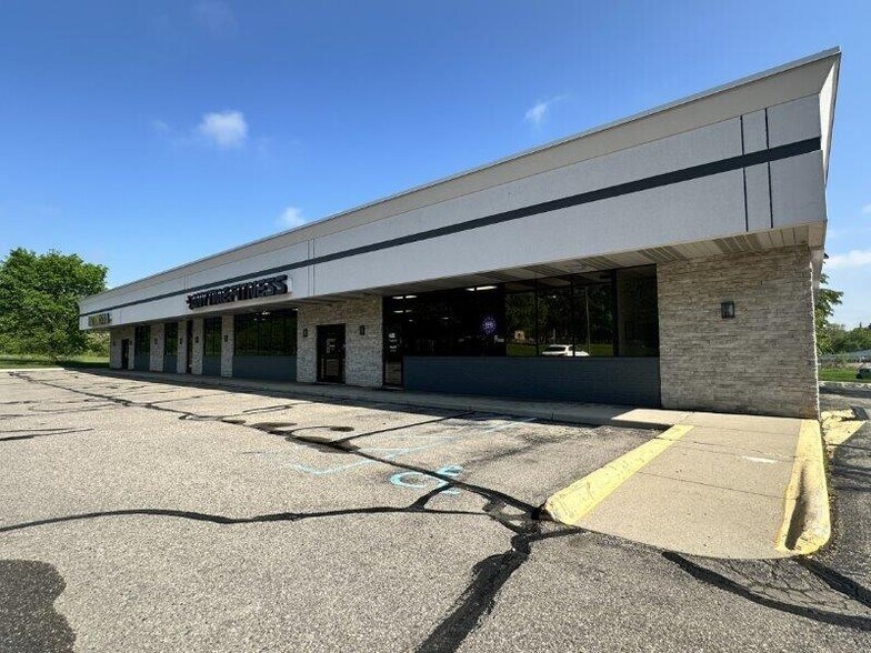 More Photos Of 2744-2750 Jackson Ave, Ann Arbor General Retail For Sale