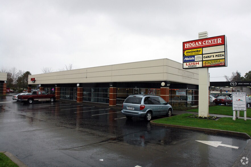 More Photos Of 877-967 NE Hogan Rd, Gresham Unknown For Lease