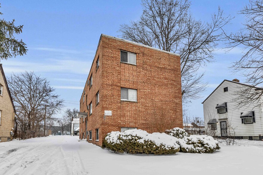 More Photos Of 16703 Harvard Rd, Cleveland Apartments For Sale