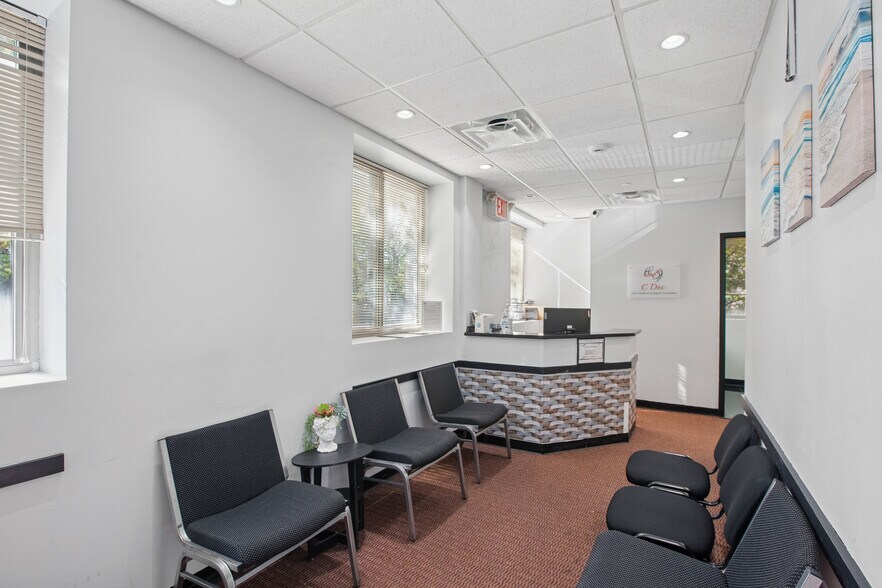 More Photos Of 55 Greene Ave, Brooklyn Apartments For Lease