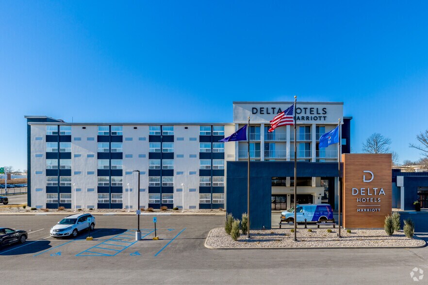 More Photos Of 2750 Ramada Way, Green Bay Hospitality For Sale