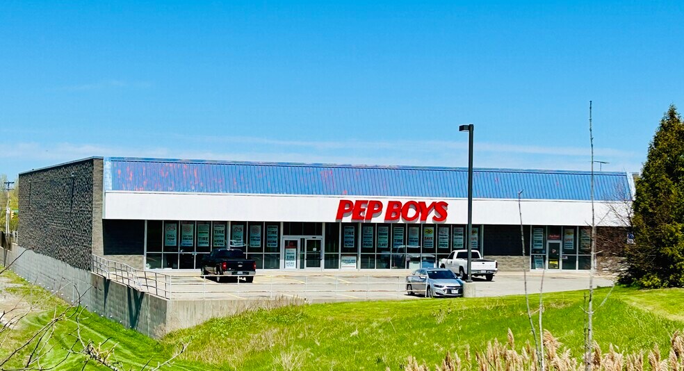 More Photos Of 1181 N Greece Rd, Rochester Freestanding For Sale