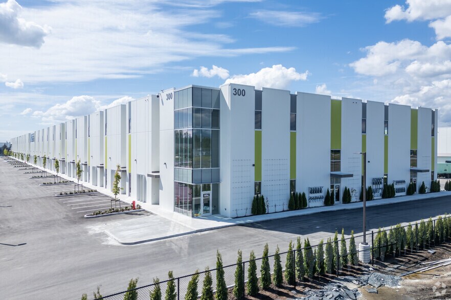 More Photos Of 19265 Airport Way, Pitt Meadows Warehouse For Lease