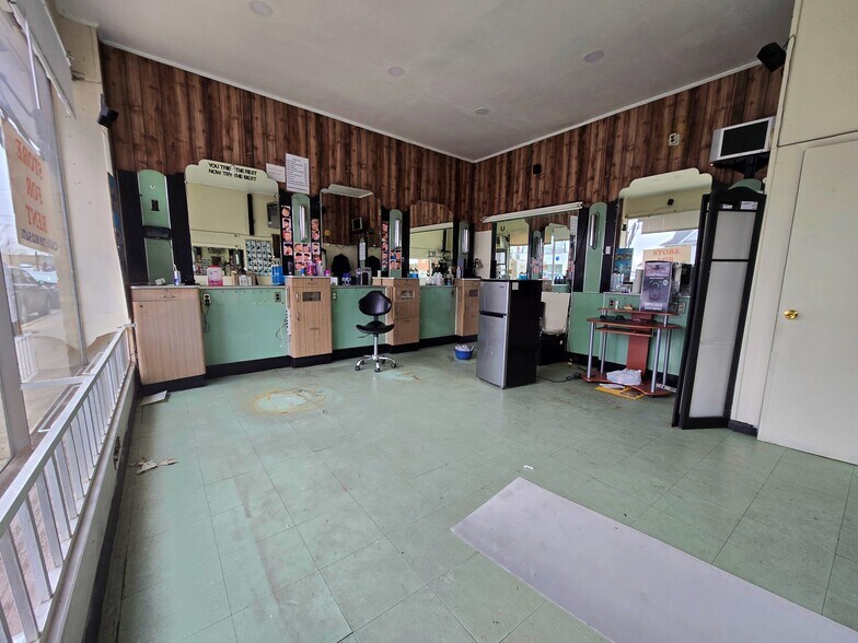 More Photos Of 777 W Merrick Rd, Valley Stream Storefront Retail Residential For Sale