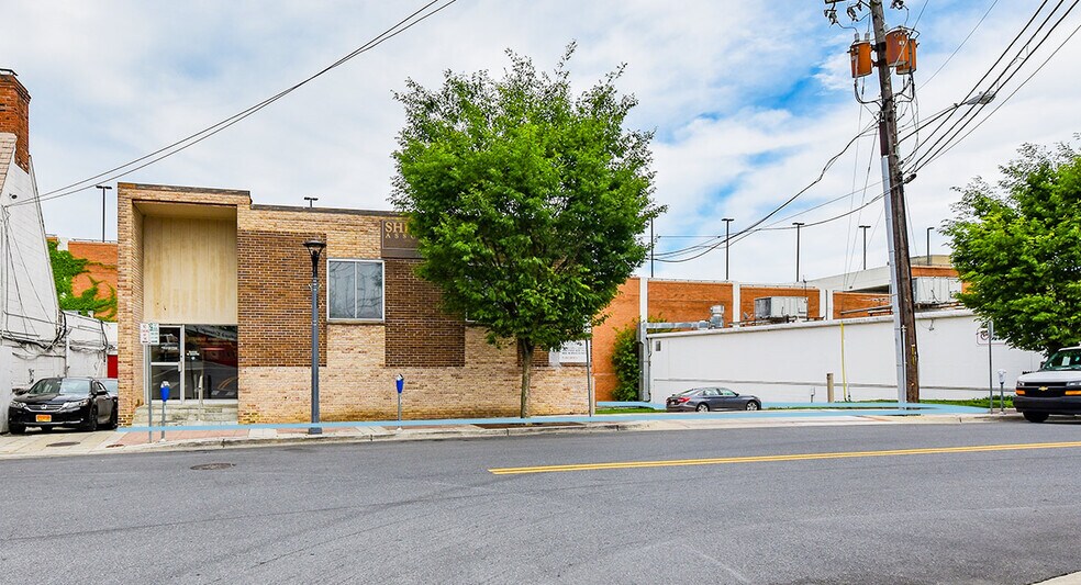 Primary Photo Of 11249 Fern St, Silver Spring Office For Sale