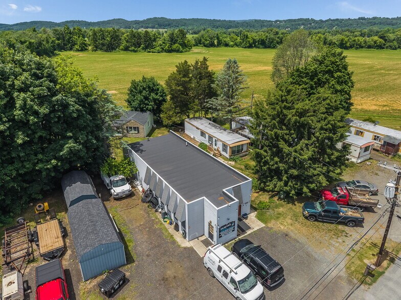More Photos Of 429 Rt-31, Washington Freestanding For Sale