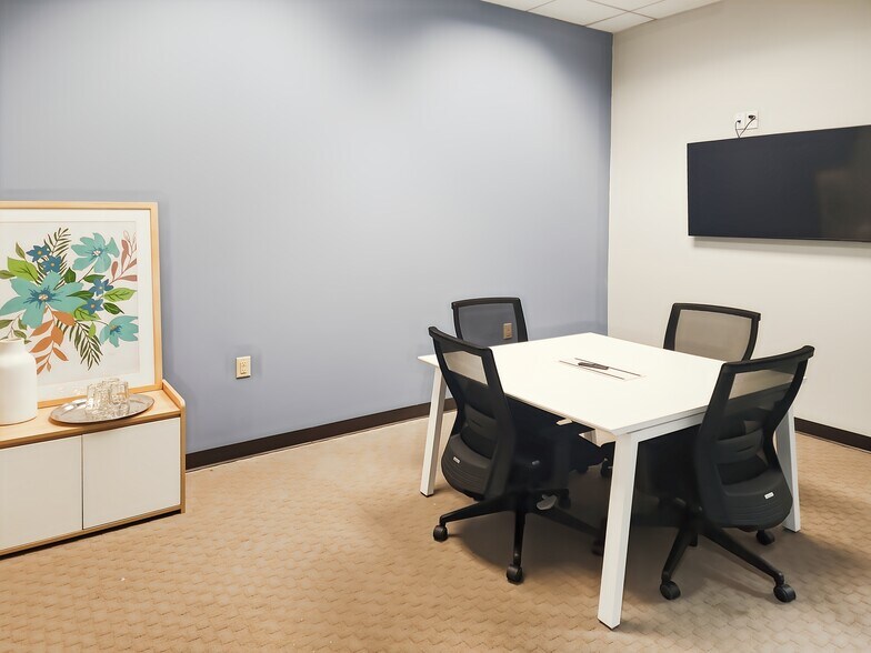 More Photos Of 2624 W Lake Lansing Rd, Lansing Coworking Space