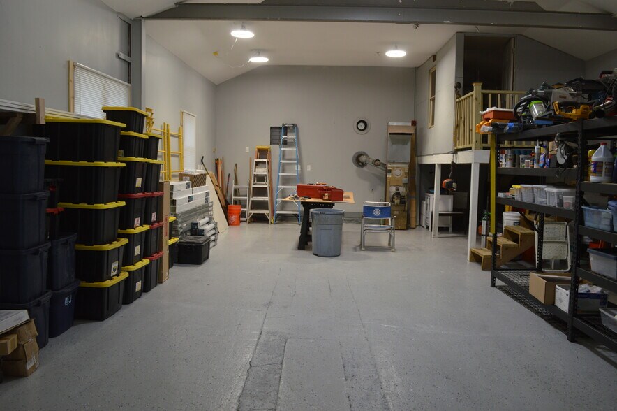 More Photos Of 1728 Stafford Rd, Storrs Mansfield Auto Repair For Sale
