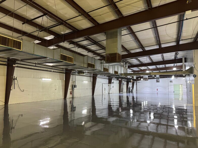 More Photos Of 1740 Commerce Way, Paso Robles Industrial For Sale