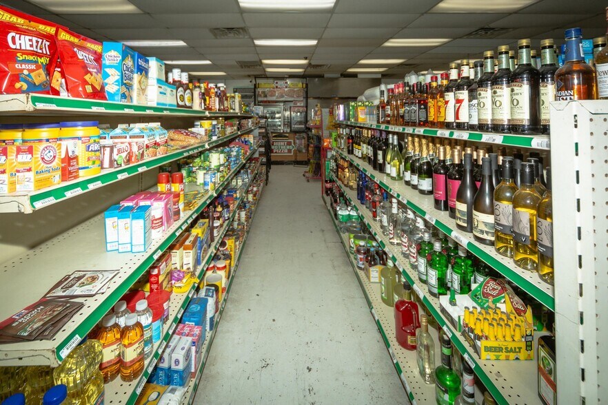 More Photos Of 784 E State Highway 215, Dadeville Self Storage For Sale