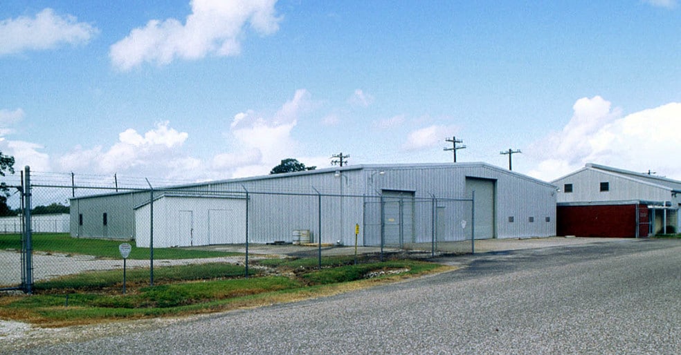 More Photos Of 13026 Rosecrest Dr, Houston Warehouse For Sale