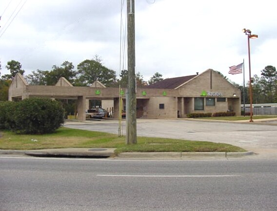 More Photos Of 4602 St. Stephens Rd, Mobile Bank For Sale