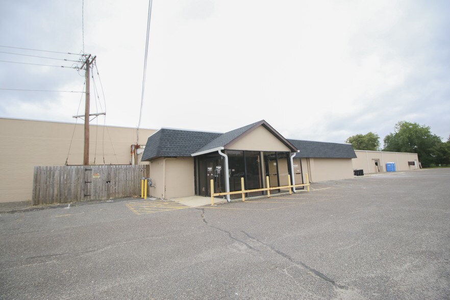 More Photos Of 1206 Route 130 N, Burlington Light Distribution For Lease