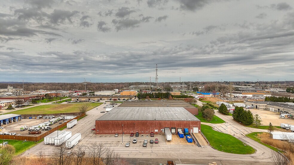 More Photos Of 7350 Young Dr, Walton Hills Manufacturing For Lease