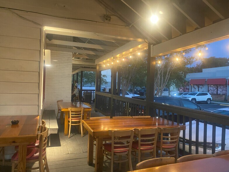 More Photos Of 3789 S Kirkman Rd, Orlando Restaurant For Lease