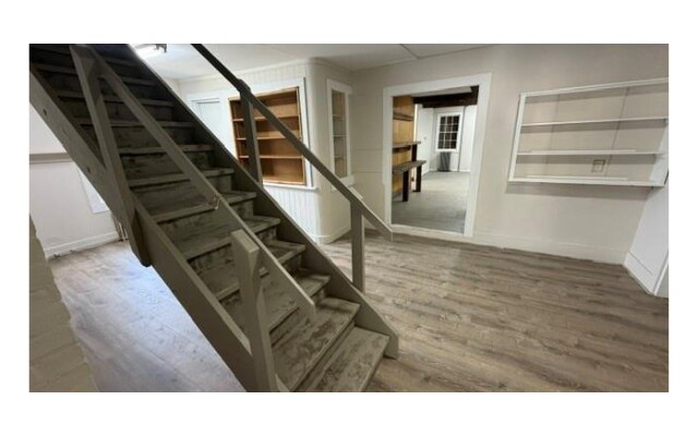 More Photos Of 174 Rockland Rd, Roscoe Flex For Sale