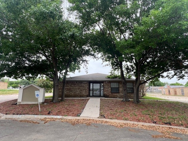 Primary Photo Of 1002 Medical Dr, Killeen Office For Lease