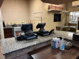 More Photos Of 321 Broadway, Hillsdale Freestanding For Lease